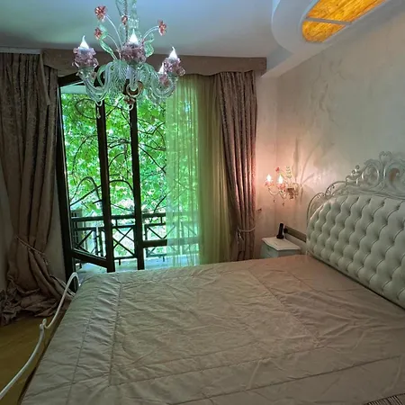 в лозенец, Oasis And * Lozenets