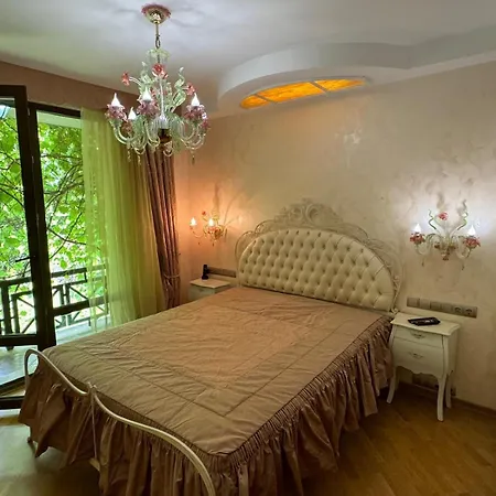 アパート в лозенец, Oasis And